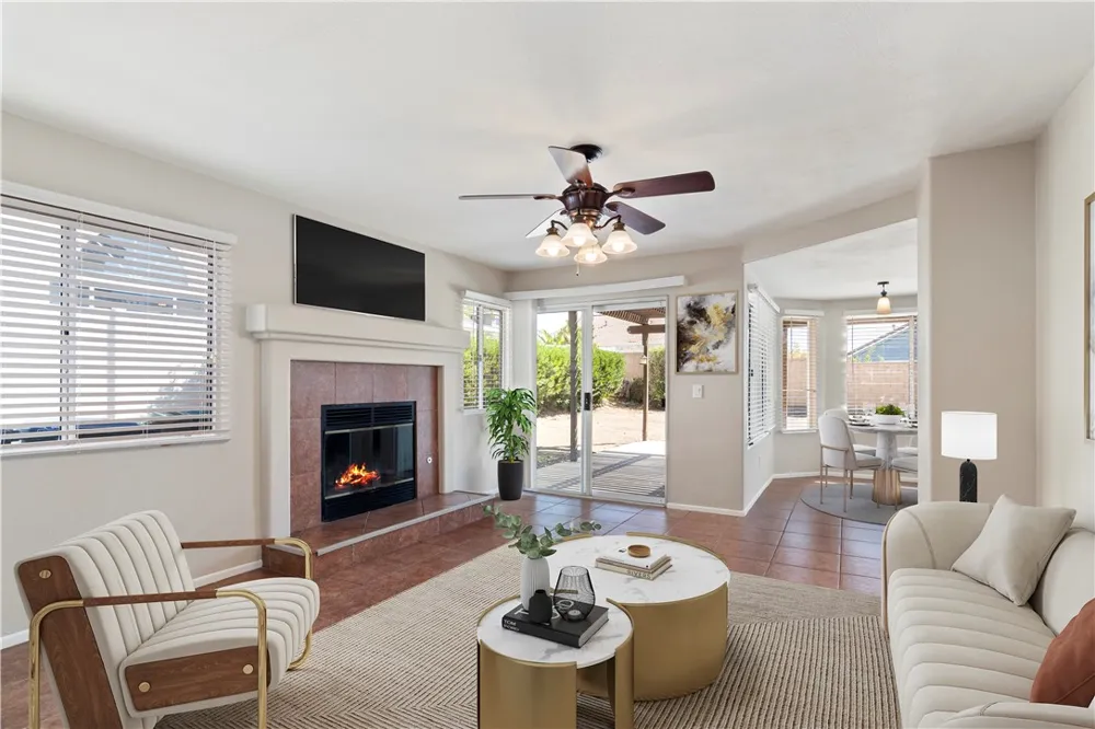 36194 Toulon Murrieta, CA 92562
