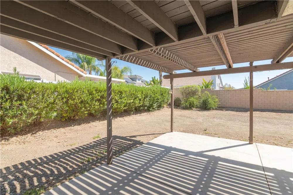 36194 Toulon Murrieta, CA 92562