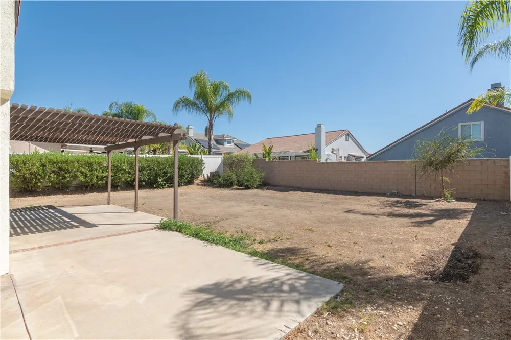 36194 Toulon Murrieta, CA 92562