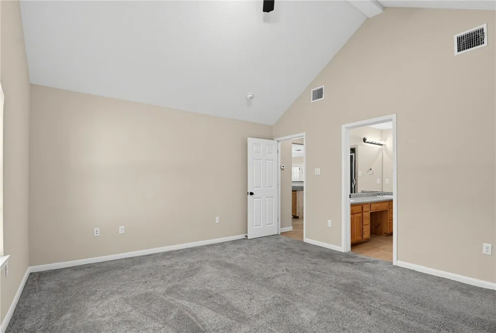 5769 Grand Lake Circle Robstown, TX 78380