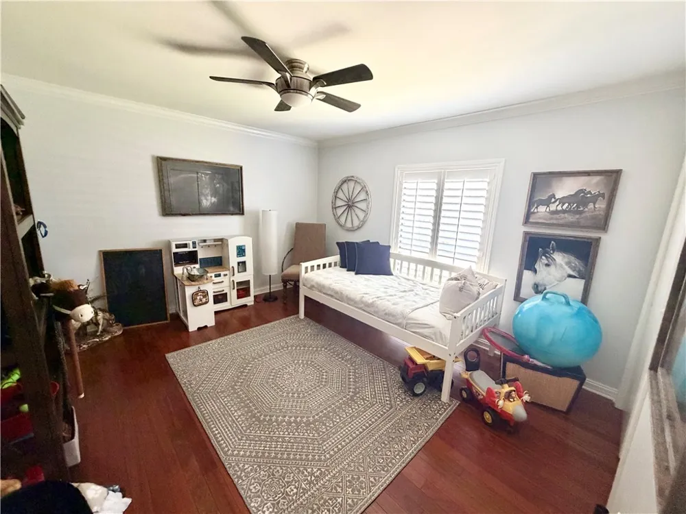 5017 Lost Creek Circle Corpus Christi, TX 78413