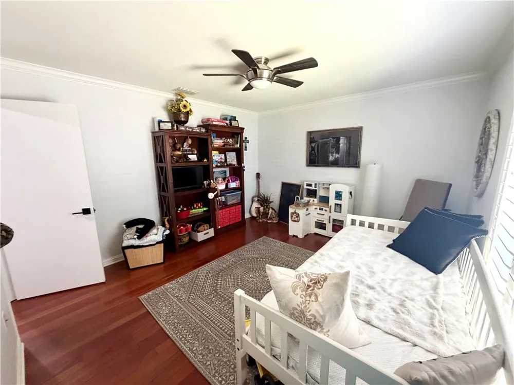 5017 Lost Creek Circle Corpus Christi, TX 78413