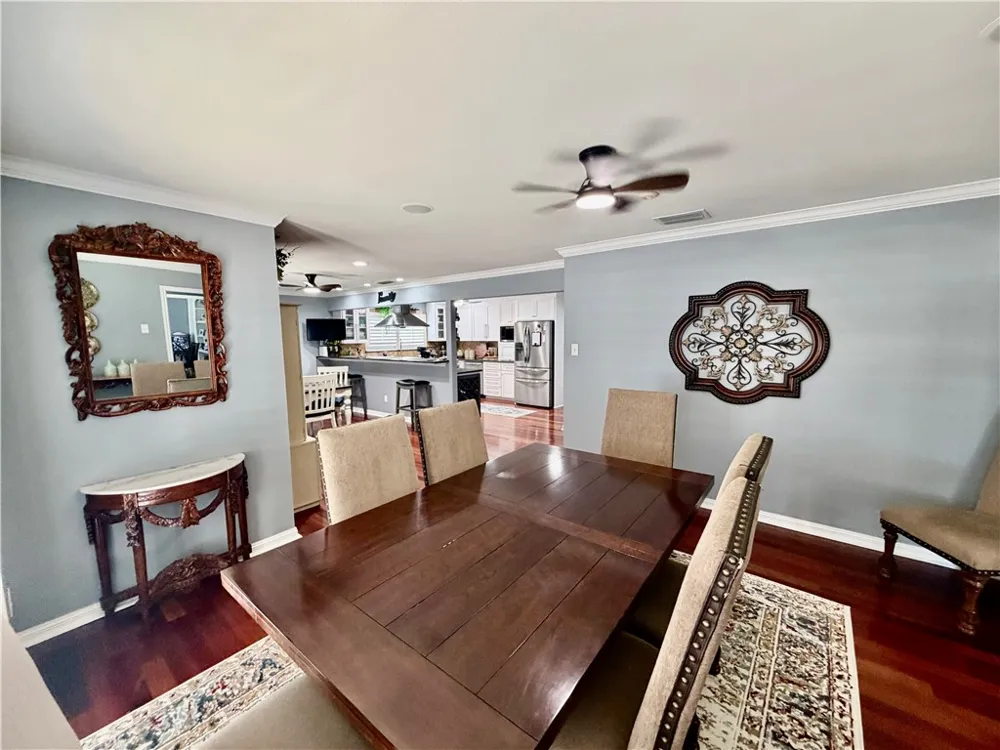 5017 Lost Creek Circle Corpus Christi, TX 78413