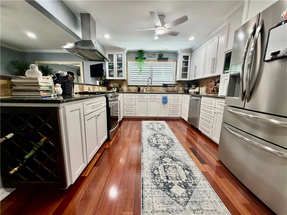 5017 Lost Creek Circle Corpus Christi, TX 78413