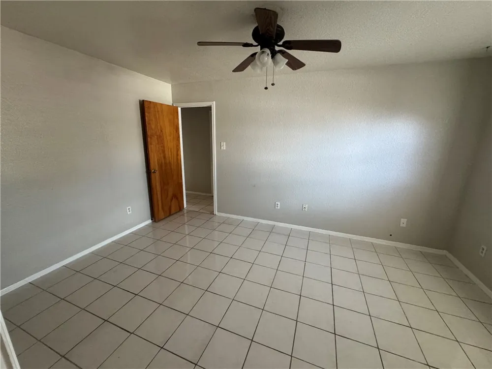 910 Saint Timothy Street Corpus Christi, TX 78418