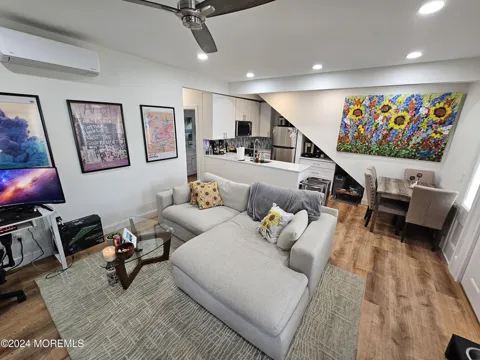 408 4th Avenue #1