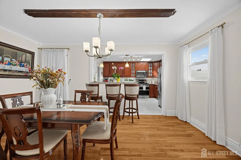 193 McFarlane Road Colonia, NJ 07067