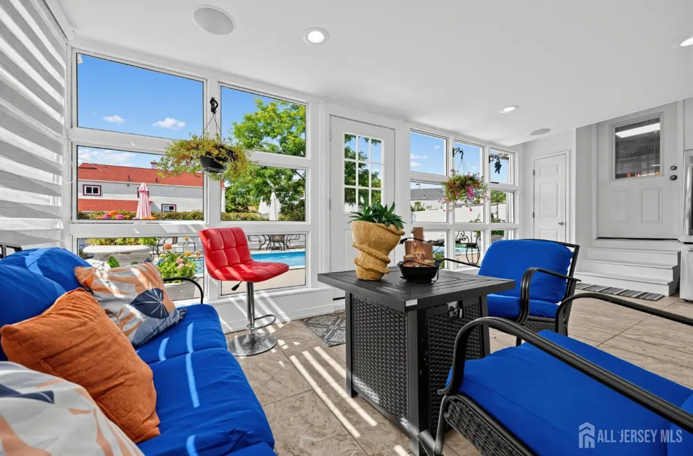 193 McFarlane Road Colonia, NJ 07067