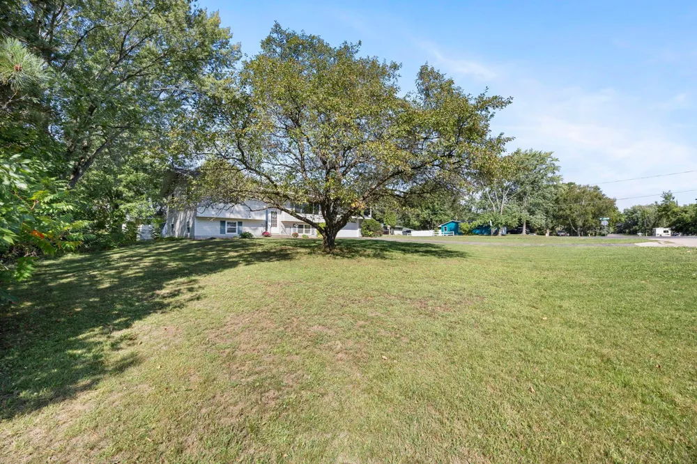 26496 Forli Avenue Wyoming, MN 55092