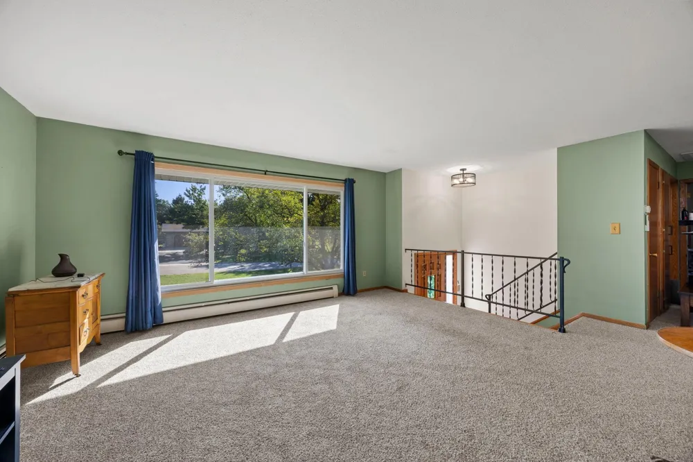 26496 Forli Avenue Wyoming, MN 55092