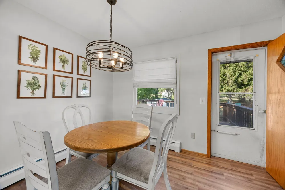 26496 Forli Avenue Wyoming, MN 55092