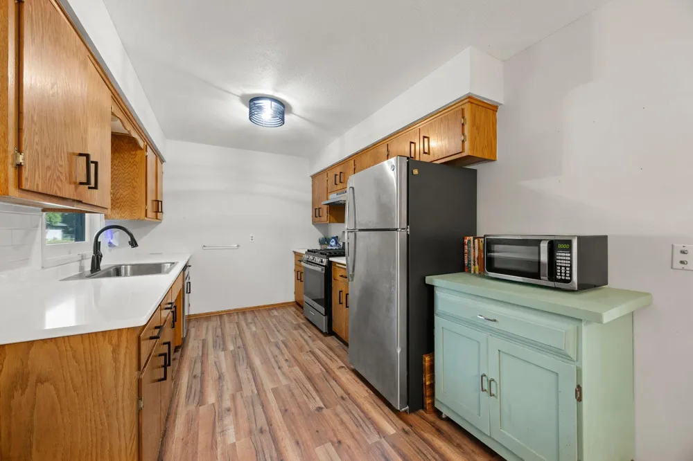 26496 Forli Avenue Wyoming, MN 55092