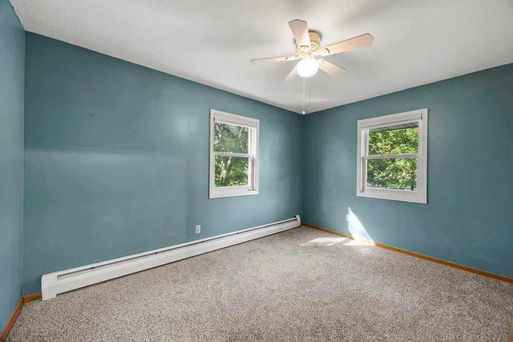 26496 Forli Avenue Wyoming, MN 55092