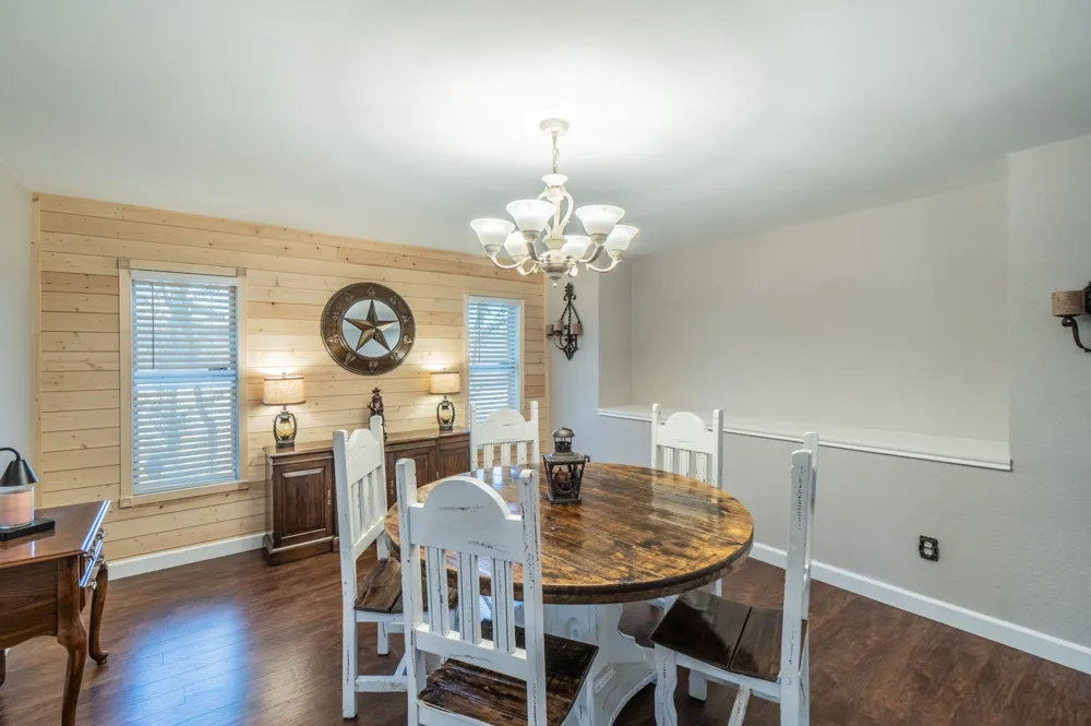 2016 Brazos Drive Corinth, TX 76210