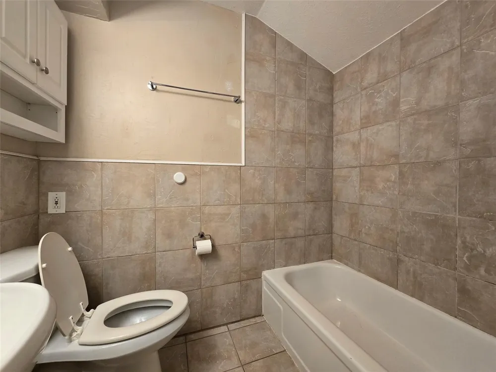 2223 Viewtop Lane #A Arlington, TX 76012