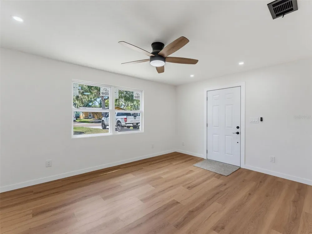 2017 BETTY LANE Clearwater, FL 33755
