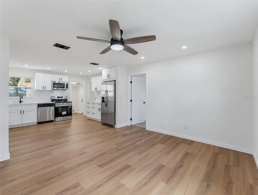 2017 BETTY LANE Clearwater, FL 33755