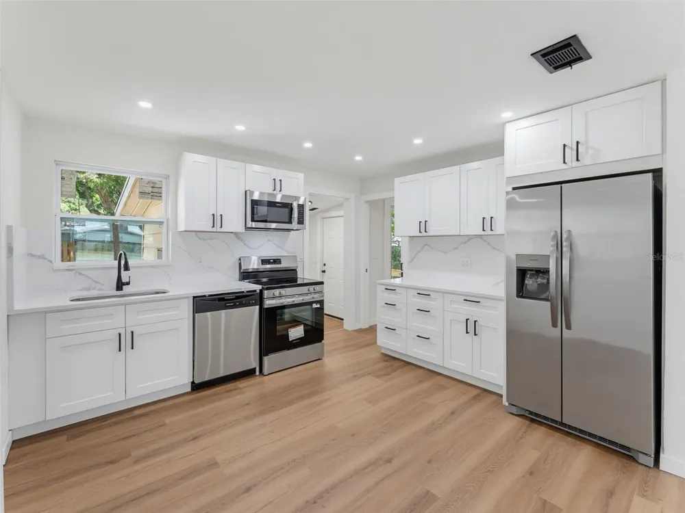 2017 BETTY LANE Clearwater, FL 33755