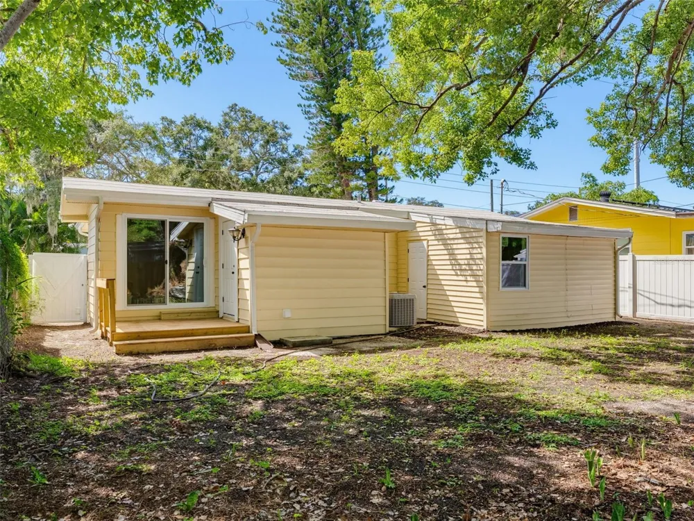 2017 BETTY LANE Clearwater, FL 33755