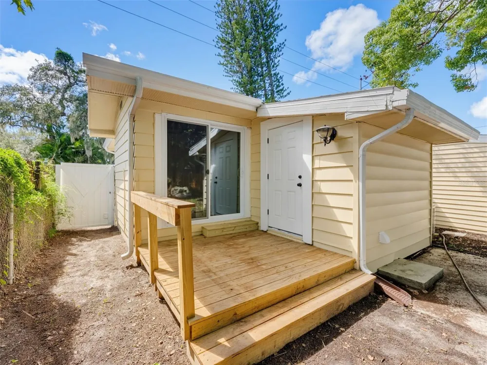2017 BETTY LANE Clearwater, FL 33755