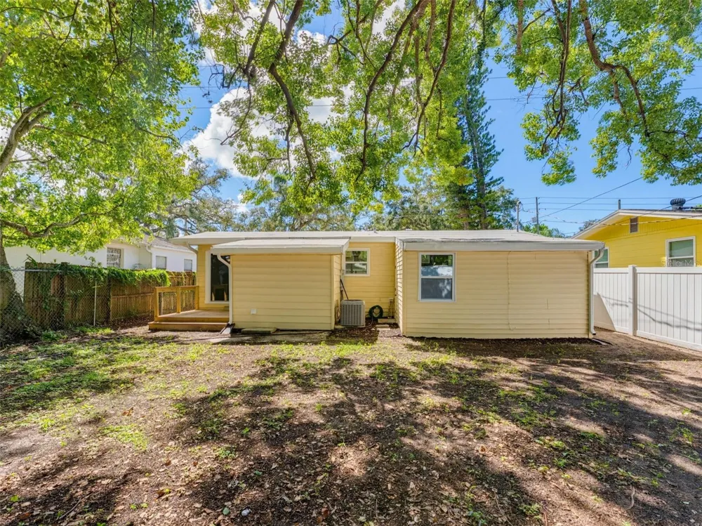 2017 BETTY LANE Clearwater, FL 33755