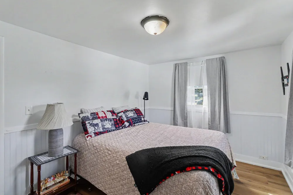 4322 W A B AVENUE Plainwell, MI 49080