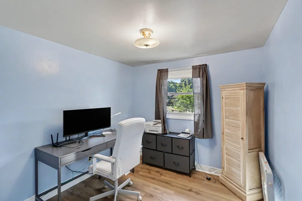 4322 W A B AVENUE Plainwell, MI 49080