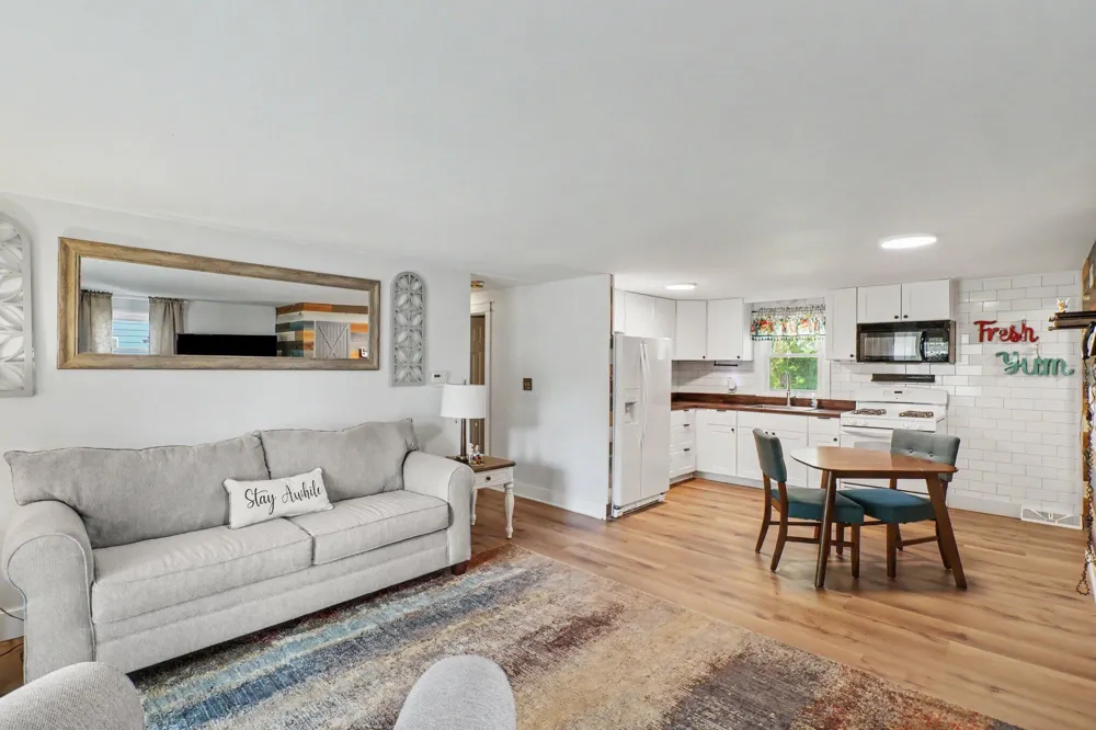4322 W A B AVENUE Plainwell, MI 49080