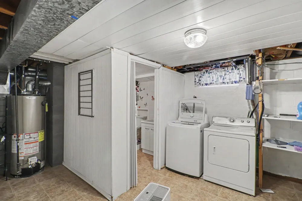 4322 W A B AVENUE Plainwell, MI 49080
