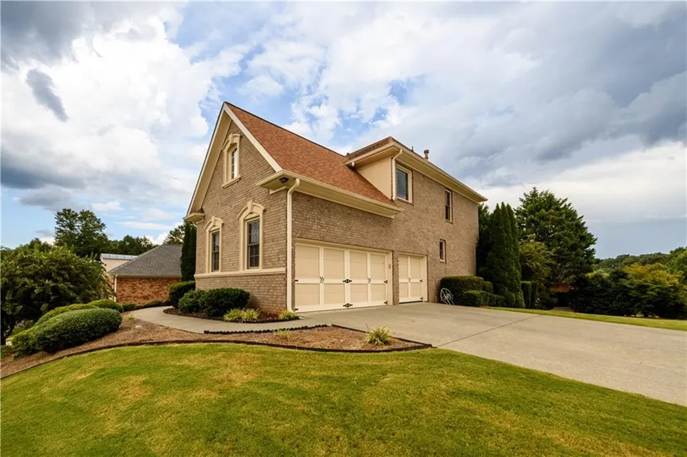 2690 Ivy Brook Lane Buford, GA 30519