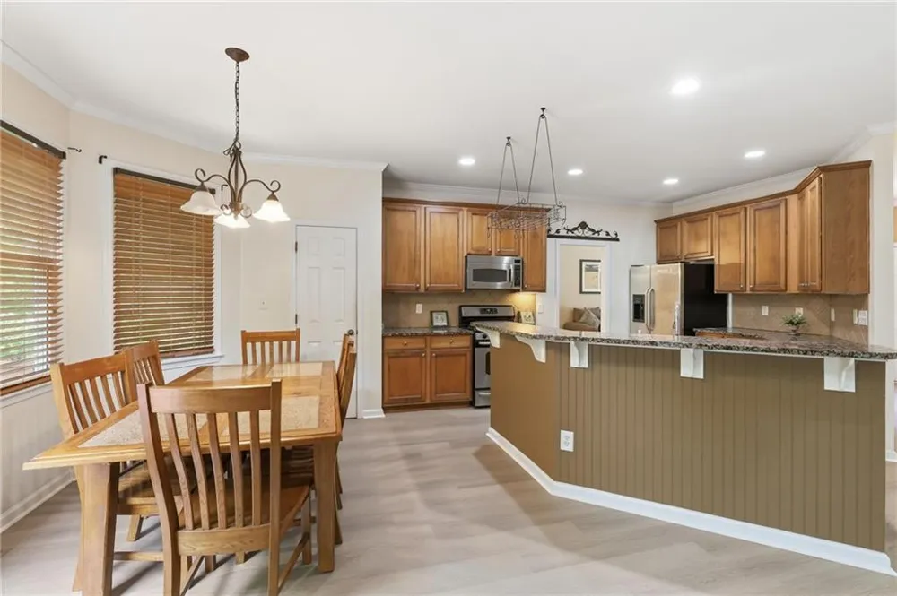 2470 Chandler Grove Dr. Buford, GA 30519