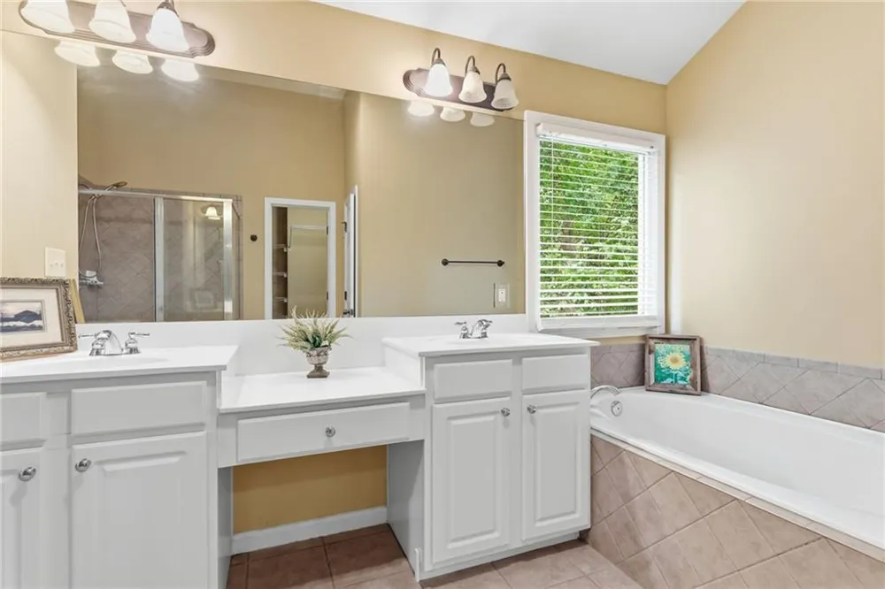 2470 Chandler Grove Dr. Buford, GA 30519