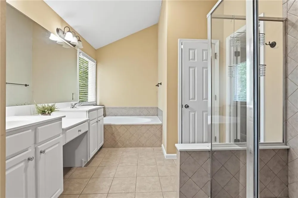 2470 Chandler Grove Dr. Buford, GA 30519
