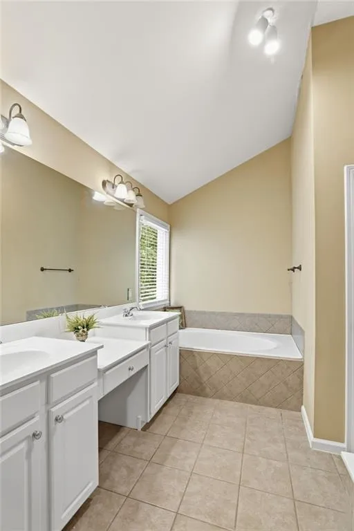2470 Chandler Grove Dr. Buford, GA 30519