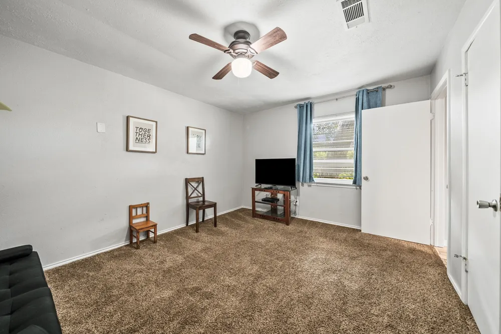 2807 Cain Boulevard Dallas, TX 75211