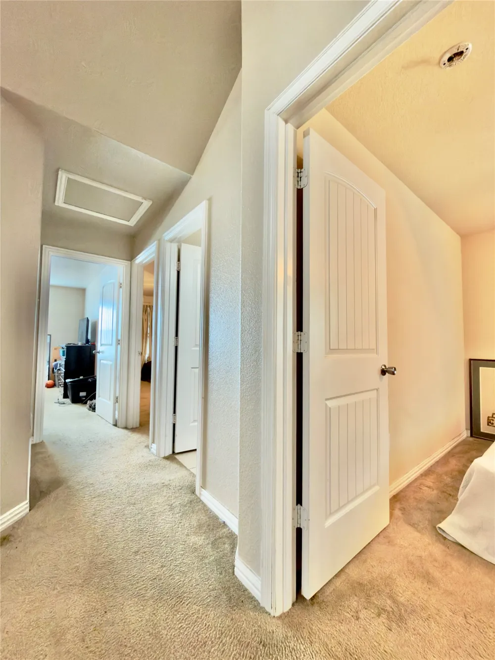 632 Rolling Hills Lane DeSoto, TX 75115
