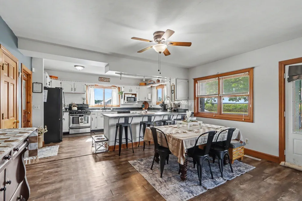 35545 County Road 669 Decatur, MI 49045