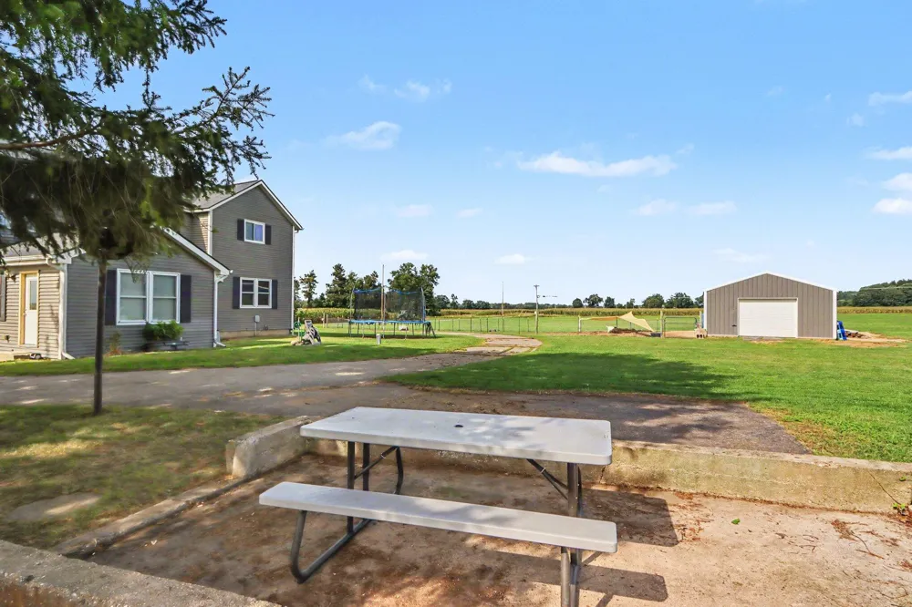 35545 County Road 669 Decatur, MI 49045
