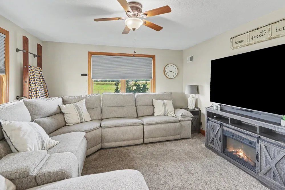 35545 County Road 669 Decatur, MI 49045