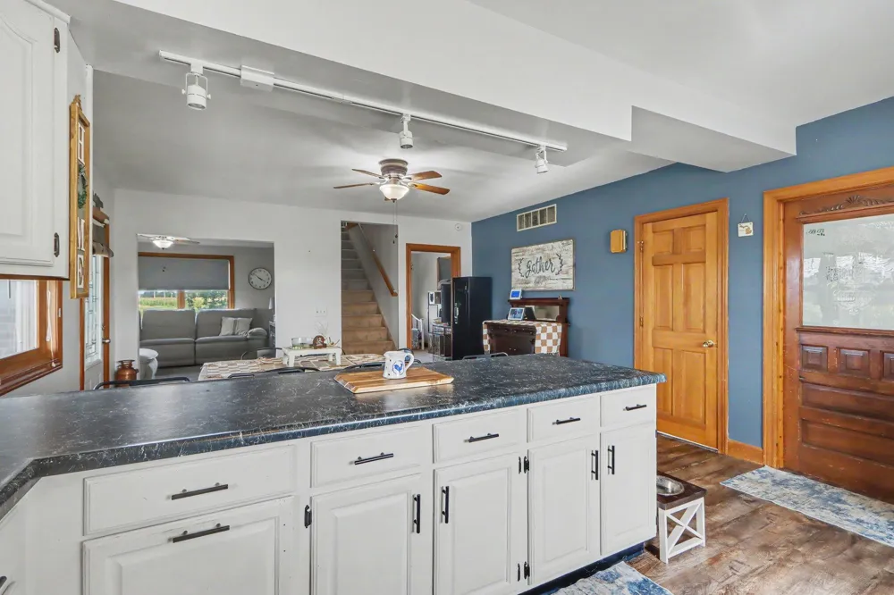 35545 County Road 669 Decatur, MI 49045