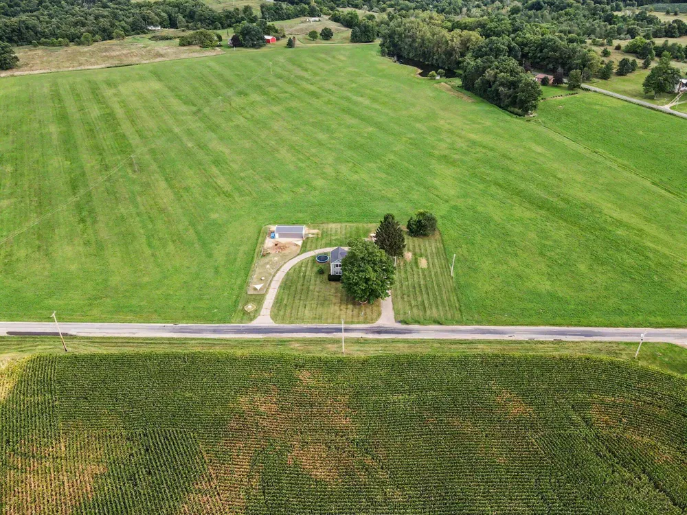35545 County Road 669 Decatur, MI 49045