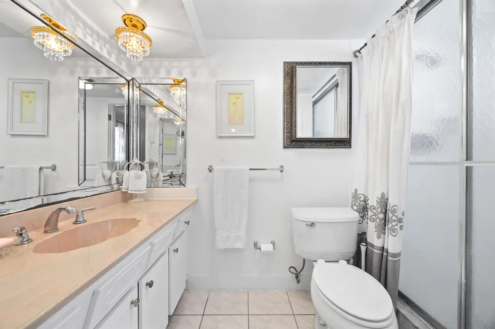 4000 NW 44th Avenue #315 Lauderdale Lakes, FL 33319