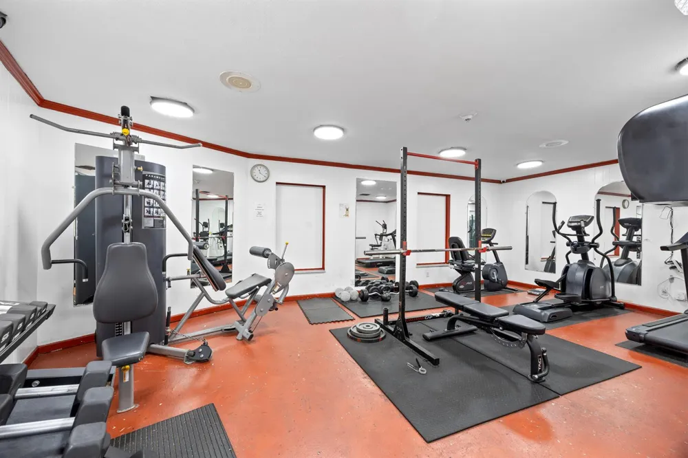 4000 NW 44th Avenue #315 Lauderdale Lakes, FL 33319