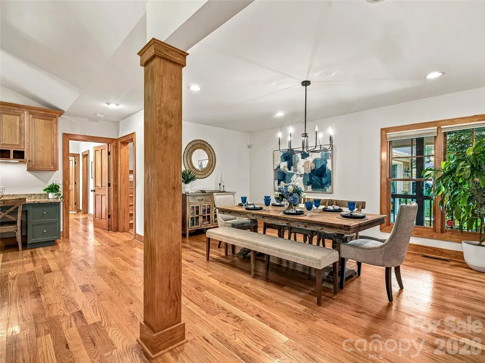 56 Devonshire Drive Mills River, NC 28759