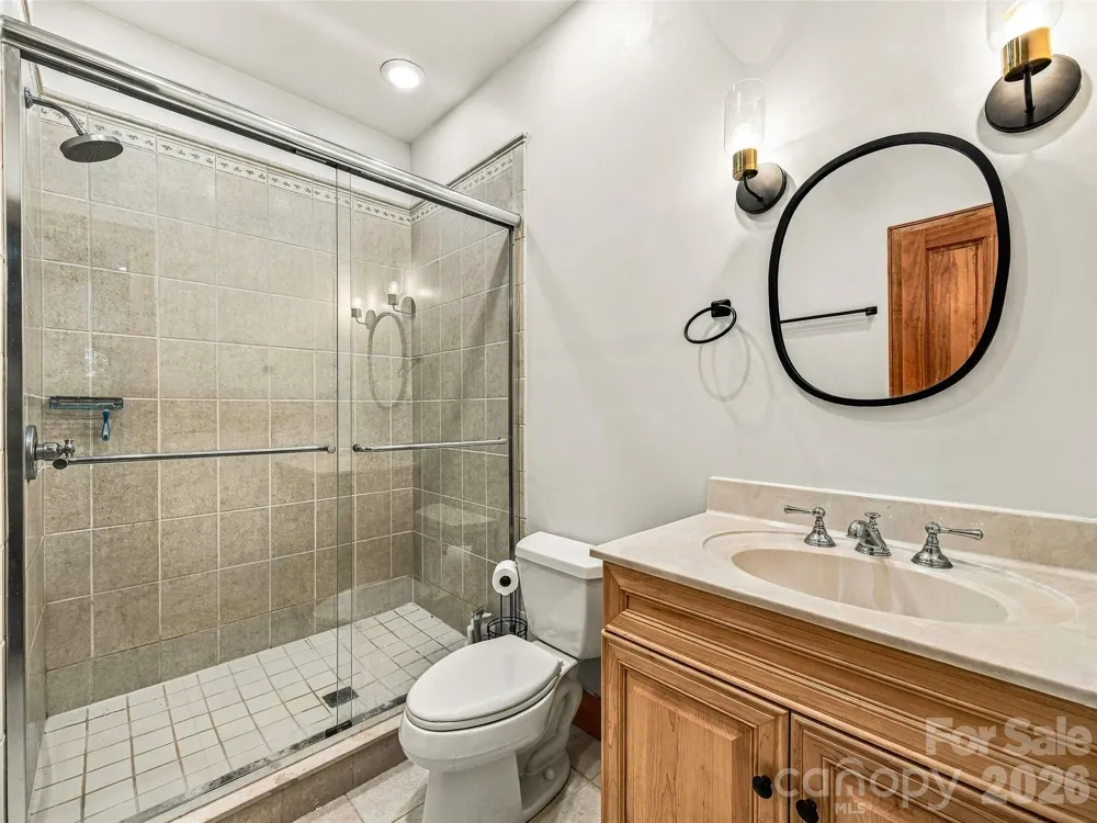 56 Devonshire Drive Mills River, NC 28759