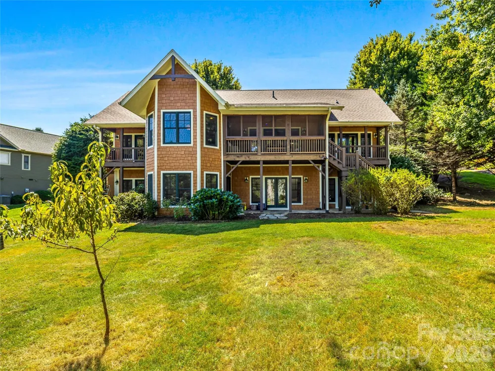 56 Devonshire Drive Mills River, NC 28759