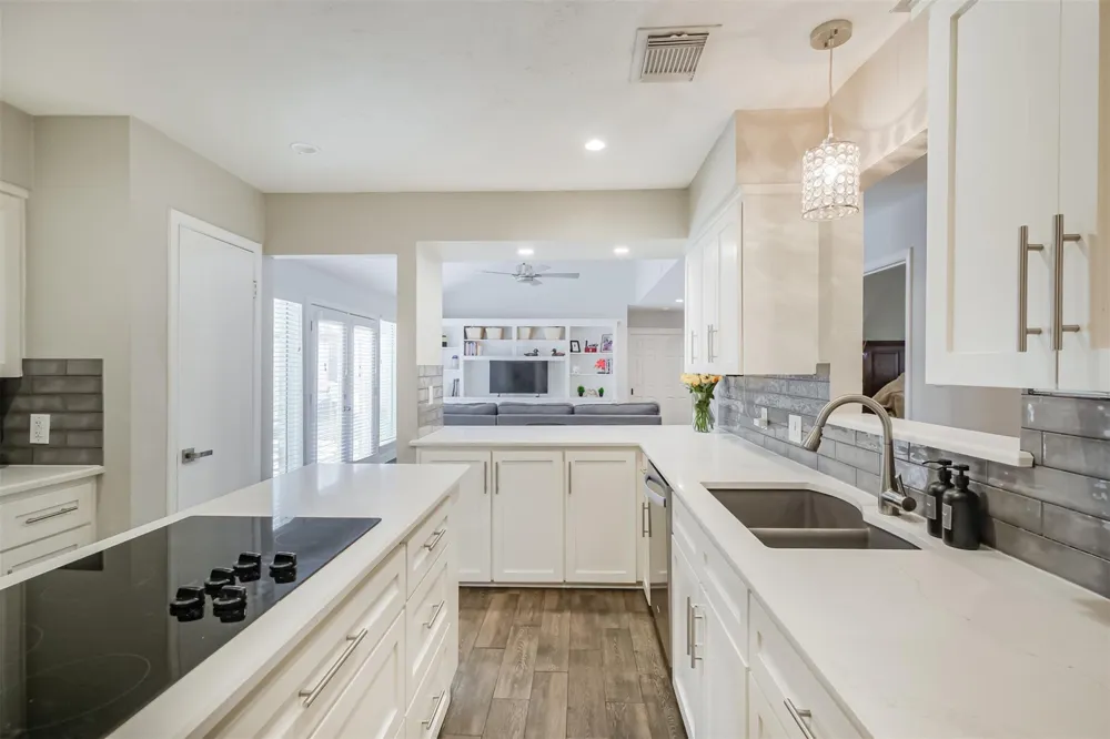 13919 Swiss Hill Drive Houston, TX 77077