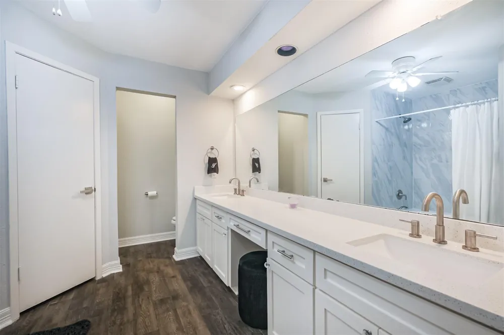 13919 Swiss Hill Drive Houston, TX 77077