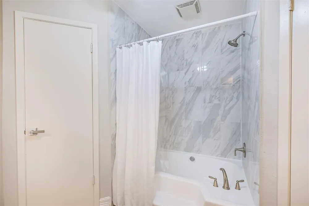 13919 Swiss Hill Drive Houston, TX 77077