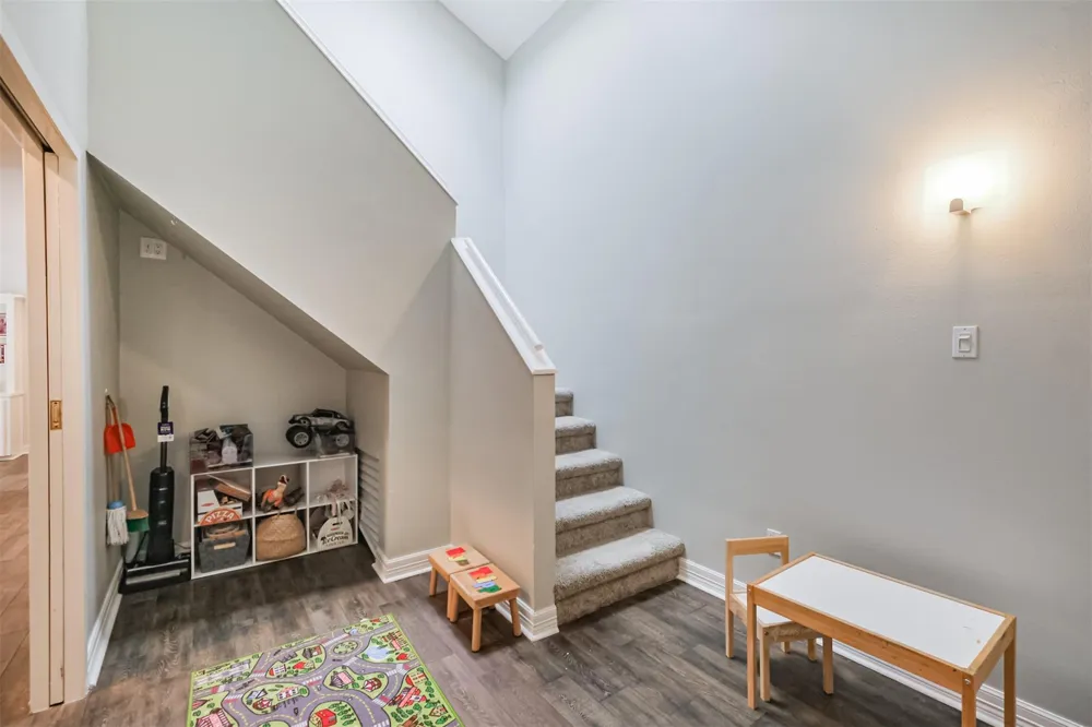 13919 Swiss Hill Drive Houston, TX 77077